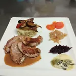 Logis Restaurant De La Dore 3*