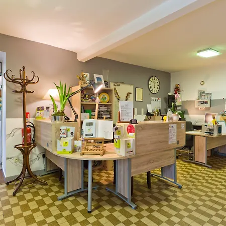 Restaurant De La Dore Hotel