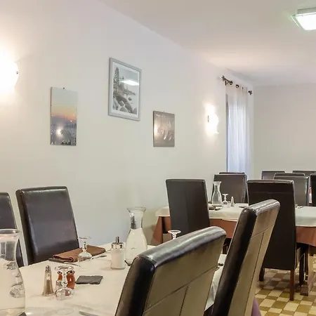 Hotel Restaurant De La Dore Vertolaye