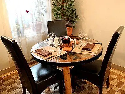 Szálloda Logis Restaurant De La Dore 3*