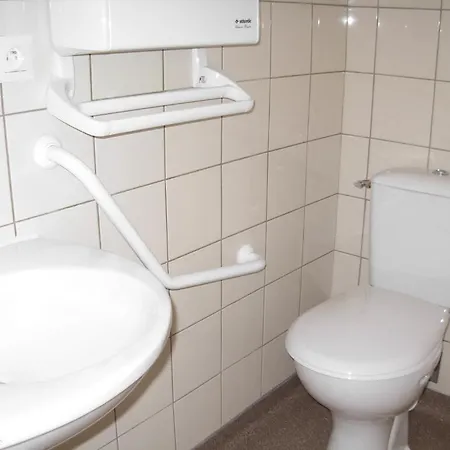 Restaurant De La Dore 3*