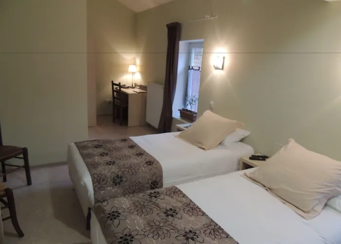 Logis Restaurant De La Dore Hotel