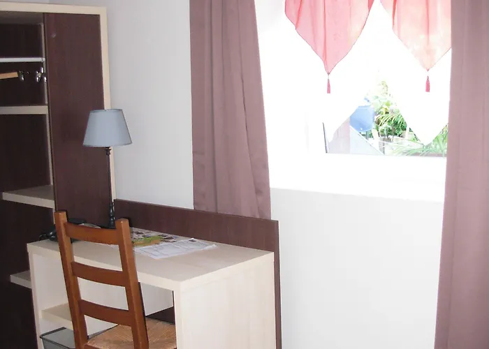 Logis Restaurant De La Dore Vertolaye