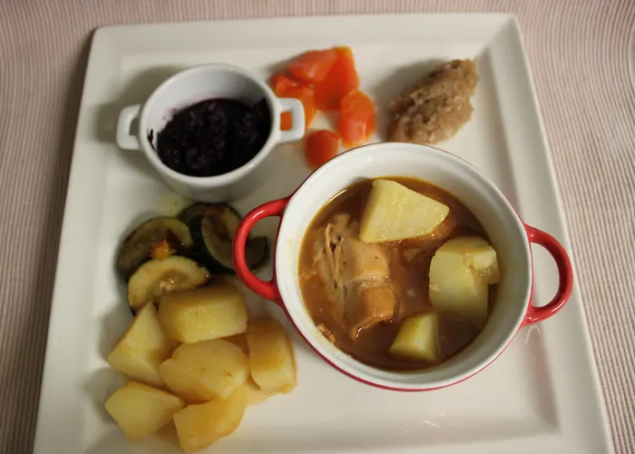 Logis Restaurant De La Dore Hotel 3*